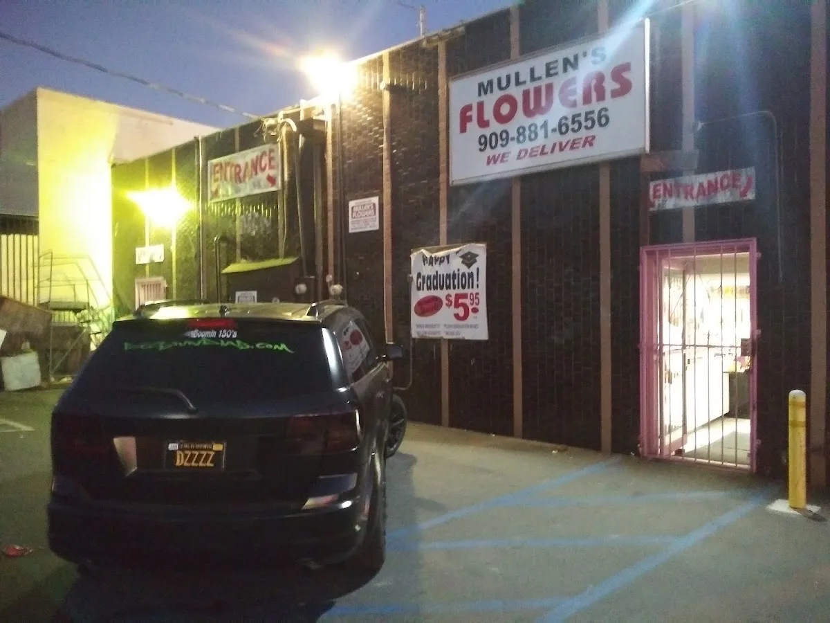 Mullens Flowers business photo