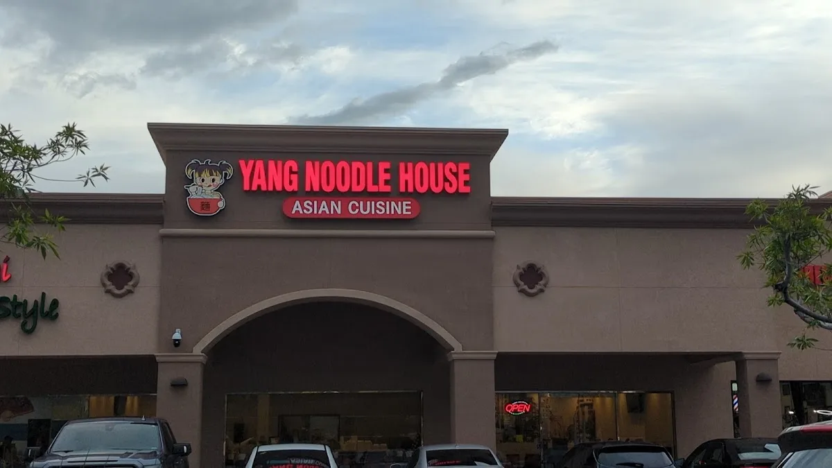 Yang Noodle House business photo